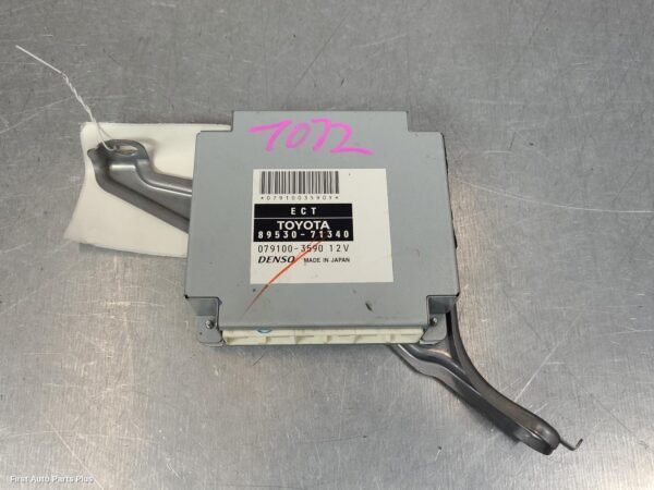 2010 TOYOTA HILUX Ecu