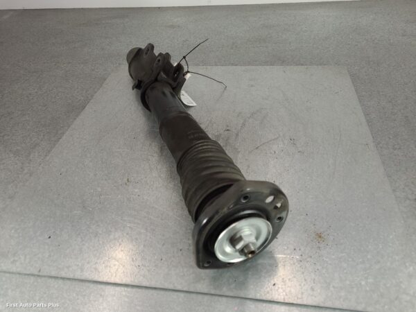 2023 MERCEDES SPRINTER Left Front Strut