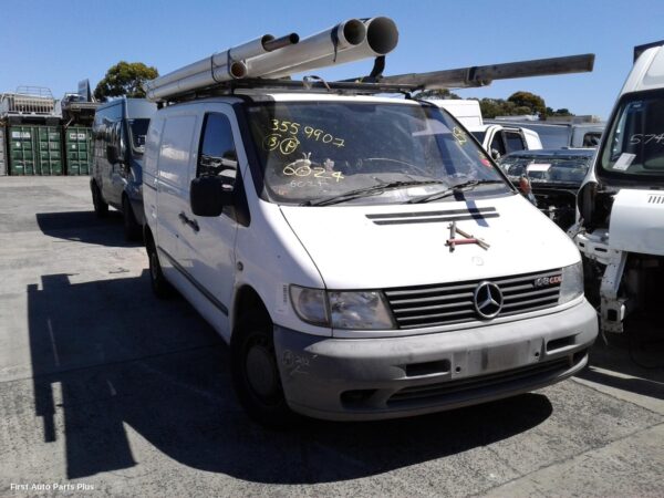 2001 MERCEDES VITO Fuel Door / Filler