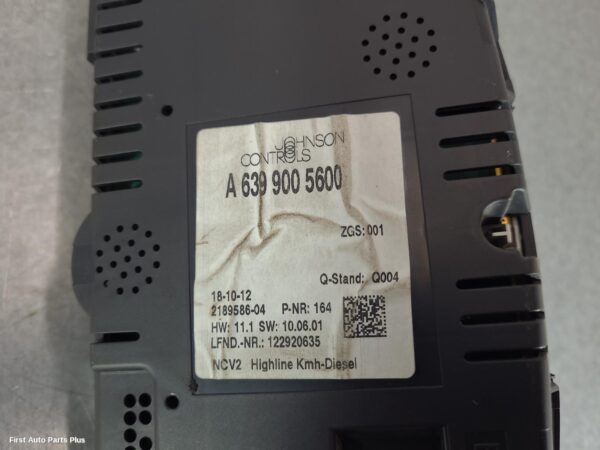 2013 MERCEDES VIANO Instrument Cluster