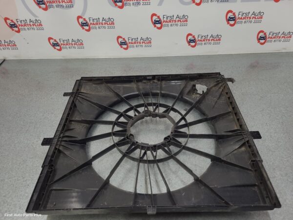 2016 MERCEDES VITO Fan Shroud