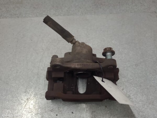2010 MERCEDES VITO Caliper