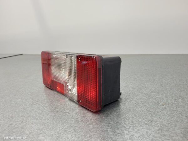 2023 LDV DELIVER 9 Right Taillight