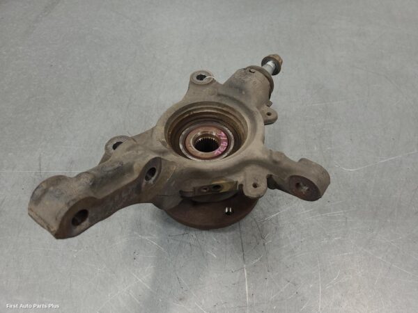 2018 RENAULT MASTER Left Front Hub Assembly