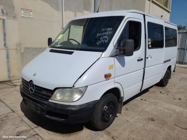 2002 MERCEDES SPRINTER Starter