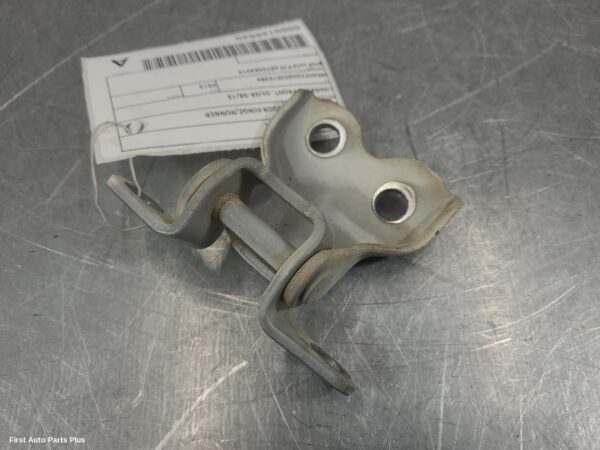 2012 TOYOTA HILUX Door Hinge/Runner