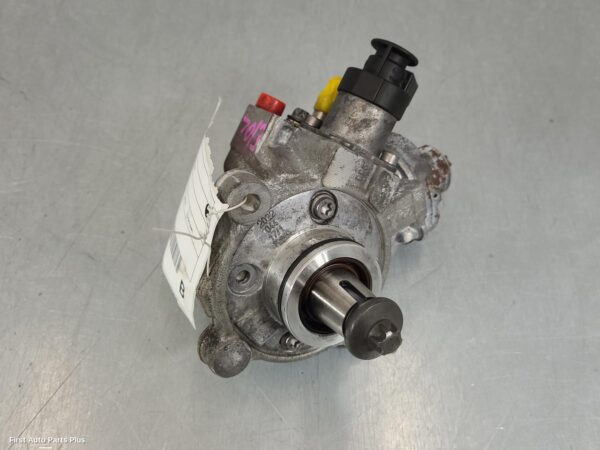 2023 MERCEDES VITO Injector Pump