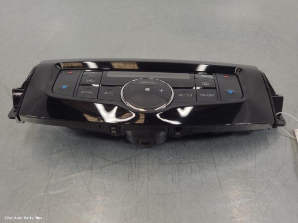 2021 NISSAN NAVARA Heater/Ac Controls
