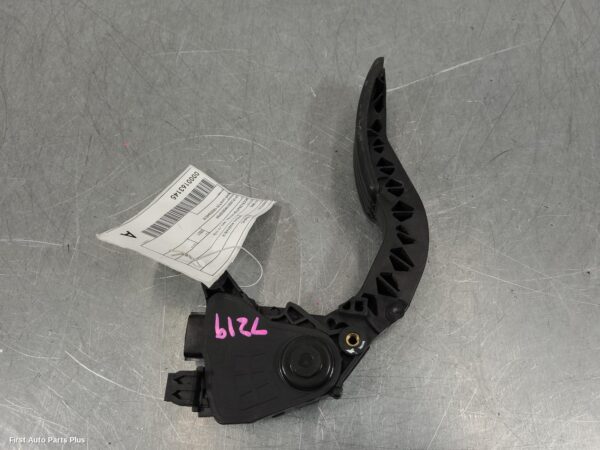 2021 RENAULT TRAFIC Pedal Assembly