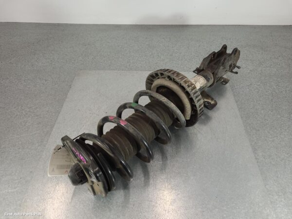 2021 MERCEDES VITO Right Front Strut