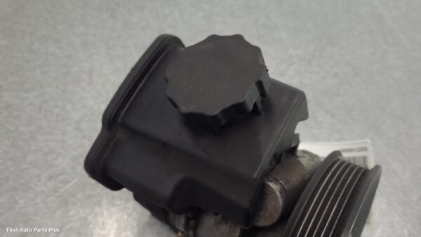 2002 MERCEDES SPRINTER Steering Pump