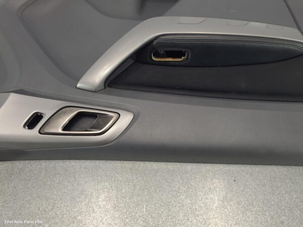 2019 FORD RANGER Door Trim