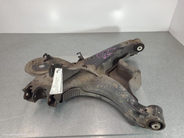 2021 MERCEDES VITO Right Rear Trailing Arm