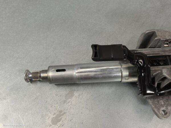 2017 MERCEDES VITO Steering Column