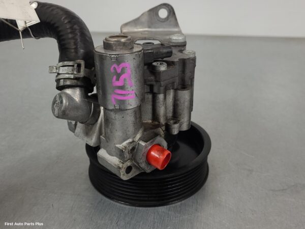 2015 MERCEDES SPRINTER Steering Pump