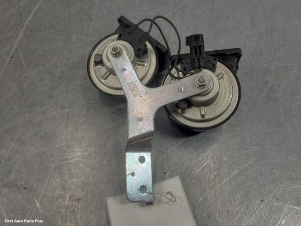 2023 FORD TRANSIT Horn