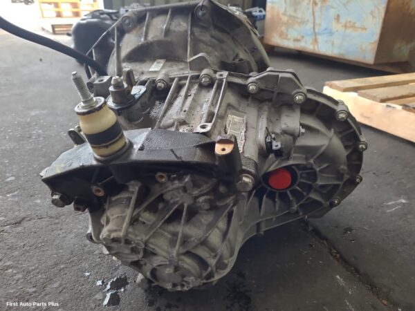 2013 RENAULT TRAFIC Trans/Gearbox