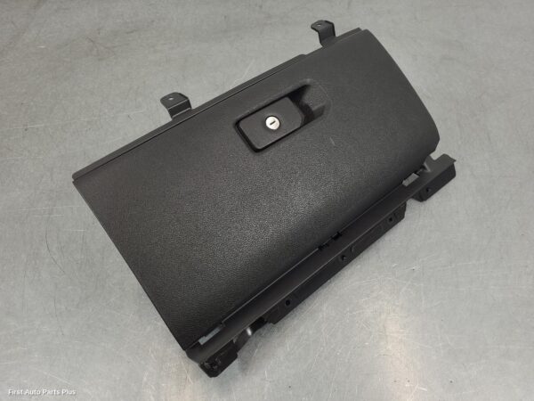 2022 RAM 1500 Glove Box