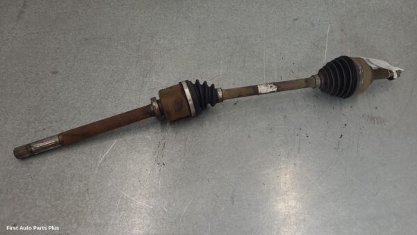 2014 RENAULT TRAFIC Right Driveshaft