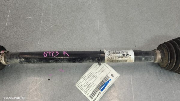2014 MERCEDES VITO Right Driveshaft