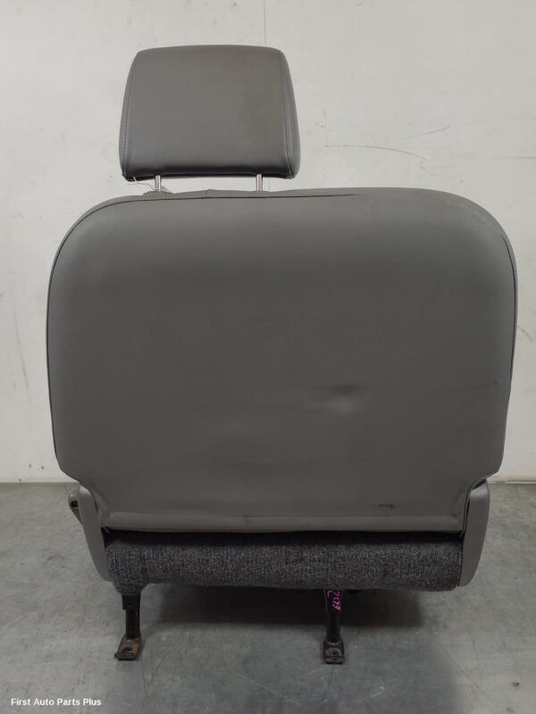 2006 TOYOTA HILUX Front Seat