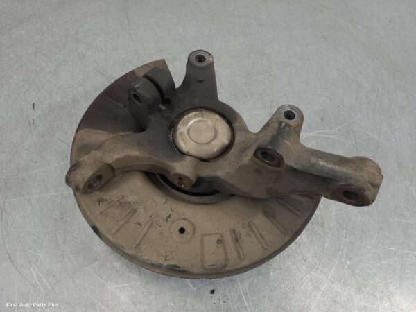 2006 MERCEDES VIANO Left Front Hub Assembly