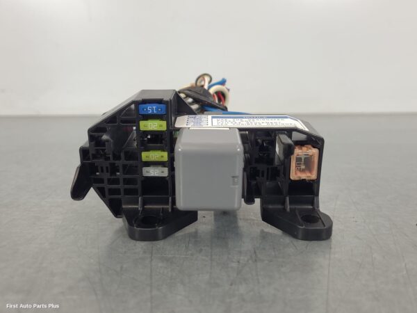 2012 TOYOTA HILUX Fuse Box