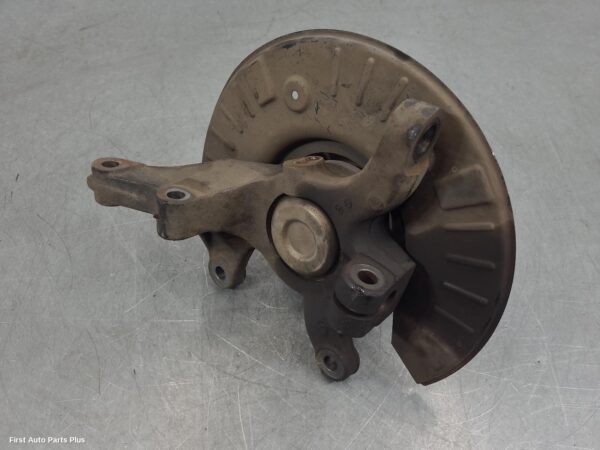 2006 MERCEDES VIANO Left Front Hub Assembly