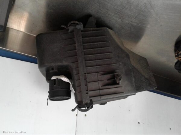 2010 HYUNDAI ILOAD/IMAX Air Cleaner/Box