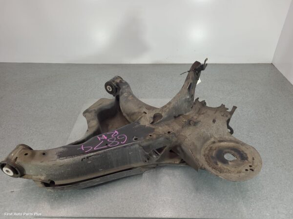 2021 MERCEDES VITO Right Rear Trailing Arm