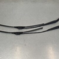 2021 RENAULT MASTER Wiper Arm