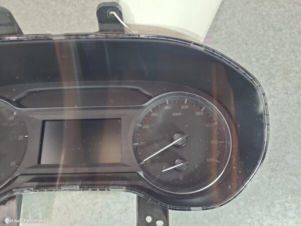2024 LDV DELIVER 9 Instrument Cluster