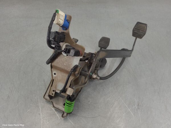 2012 FORD TRANSIT Pedal Assembly