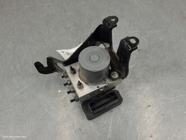 2019 VOLKSWAGEN CRAFTER Abs Pump/Modulator