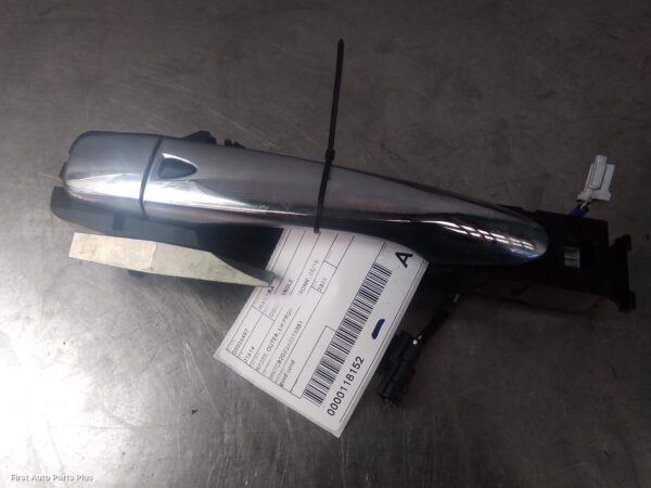 2020 NISSAN NAVARA Door Handle