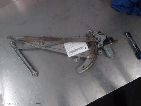 2014 MITSUBISHI TRITON Left Front Window Reg/Motor