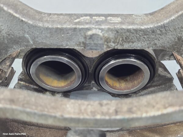 2024 LDV DELIVER 9 Caliper