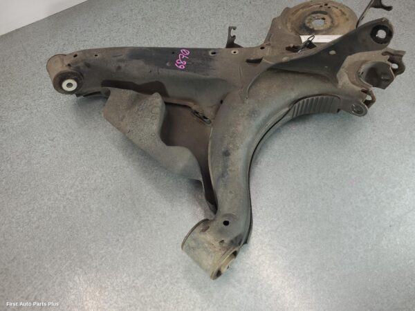 2018 MERCEDES VITO Left Rear Trailing Arm