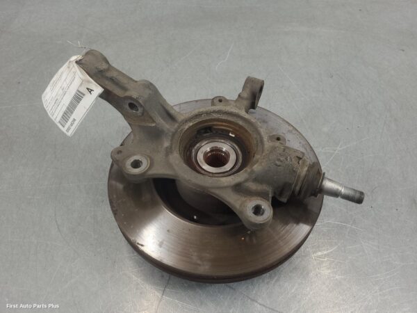 2021 RENAULT MASTER Right Front Hub Assembly