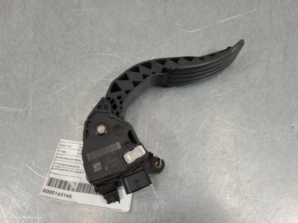 2021 RENAULT TRAFIC Pedal Assembly