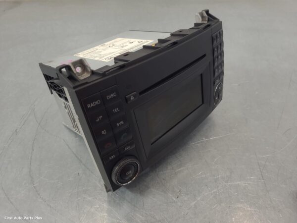 2012 MERCEDES VITO Radio/Cd/Dvd/Sat/Tv
