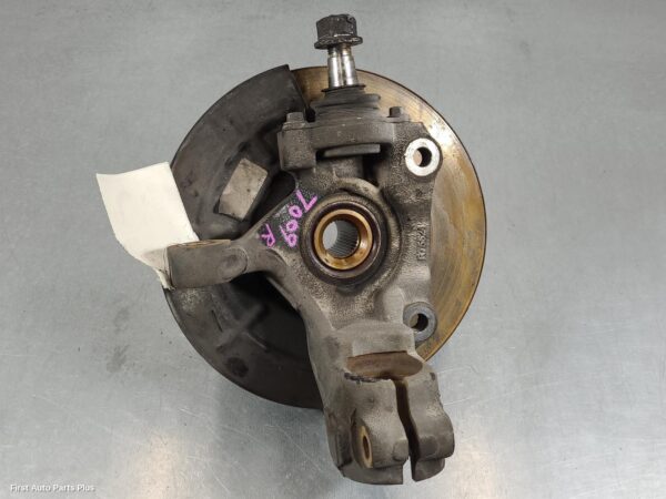 2023 LDV DELIVER 9 Right Front Hub Assembly
