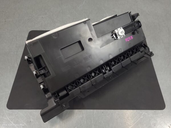 2022 RAM 1500 Glove Box