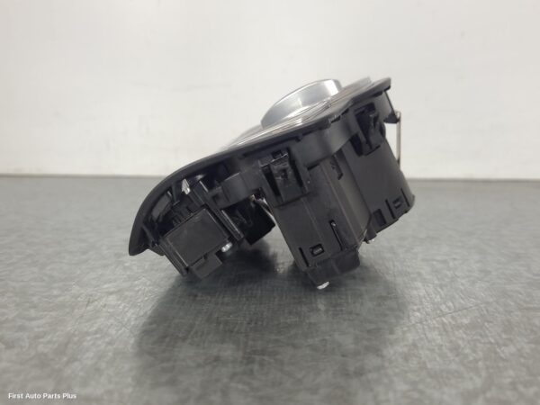 2016 MERCEDES VITO Combination Switch