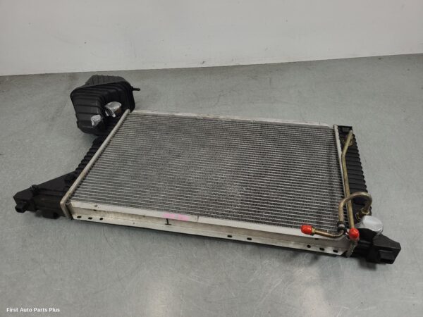 2004 MERCEDES SPRINTER Radiator