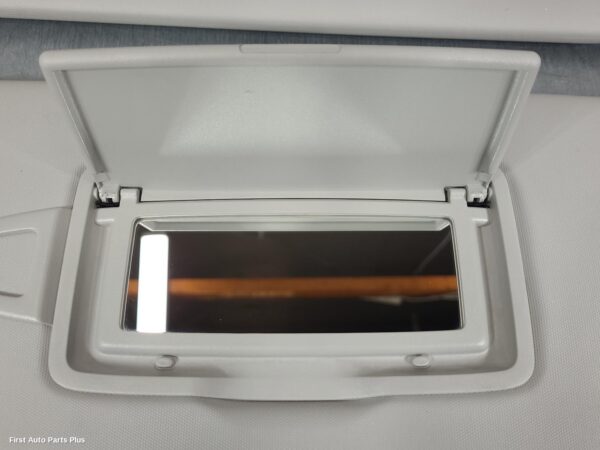 2018 MERCEDES VITO Sunvisor