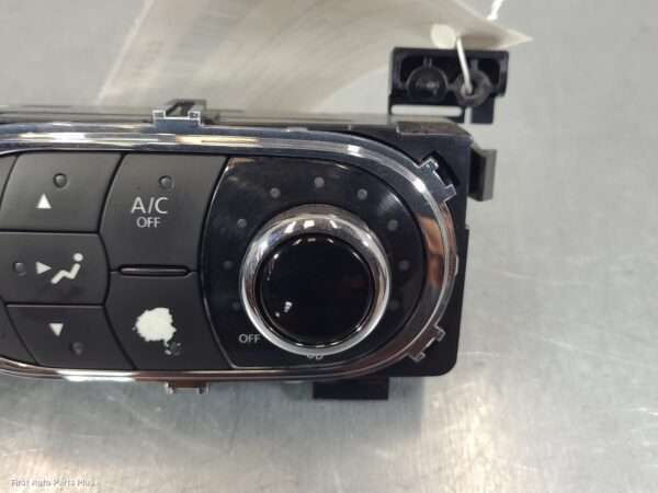 2018 RENAULT TRAFIC Heater/Ac Controls