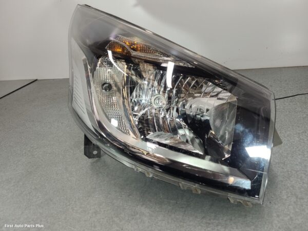 2017 RENAULT TRAFIC Right Headlamp