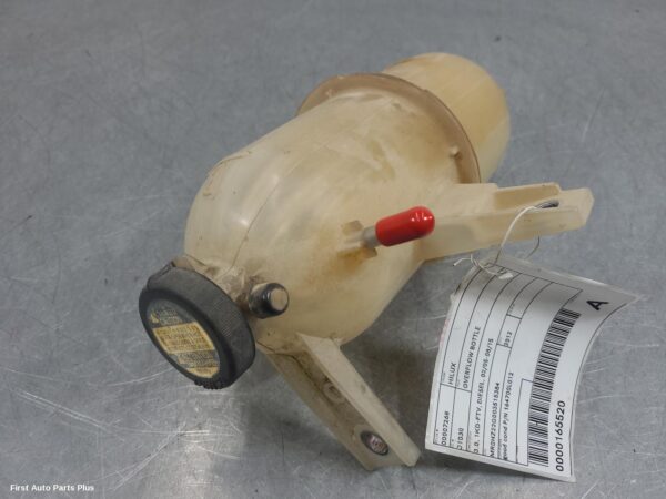 2012 TOYOTA HILUX Overflow Bottle