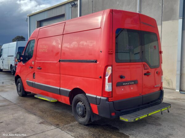2016 RENAULT MASTER Engine